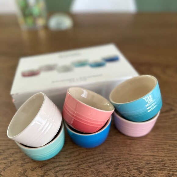 NWT! NEW! Le Creuset 6 PC MINI ROUND RAMEKINS Ombre Stoneware Pink Blue Green - Picture 4 of 7